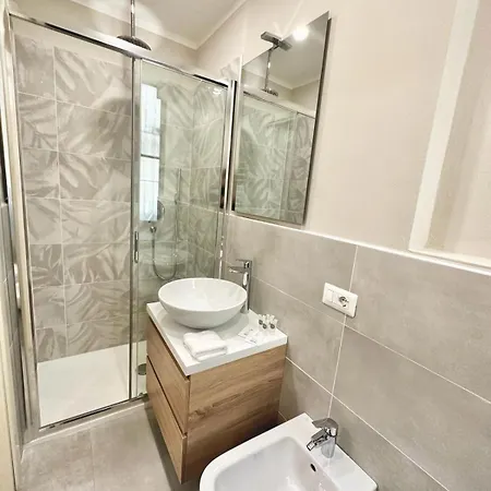 Apartamento Le14 Duomo-loreto Acomfortable